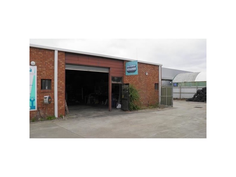 Factory 6/9 Newington Avenue, Rosebud VIC 3939