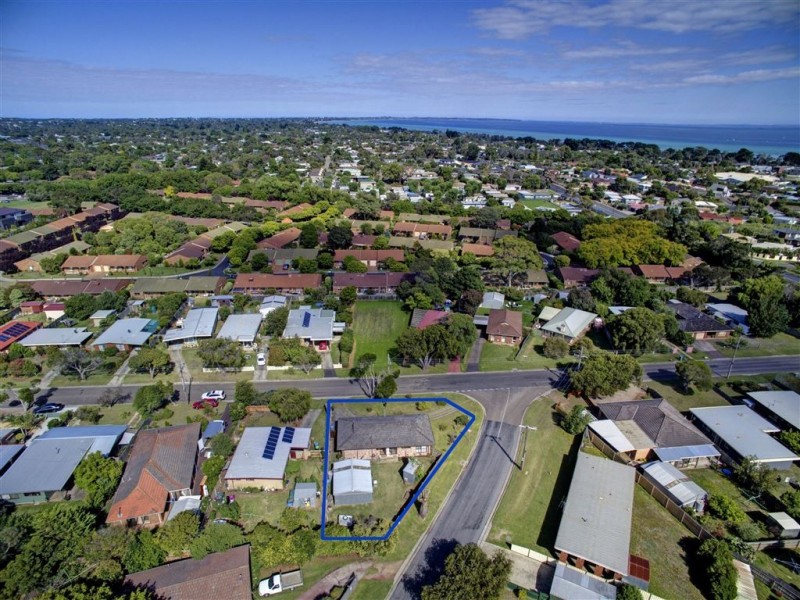 11 Balaka Street, Rosebud West VIC 3940