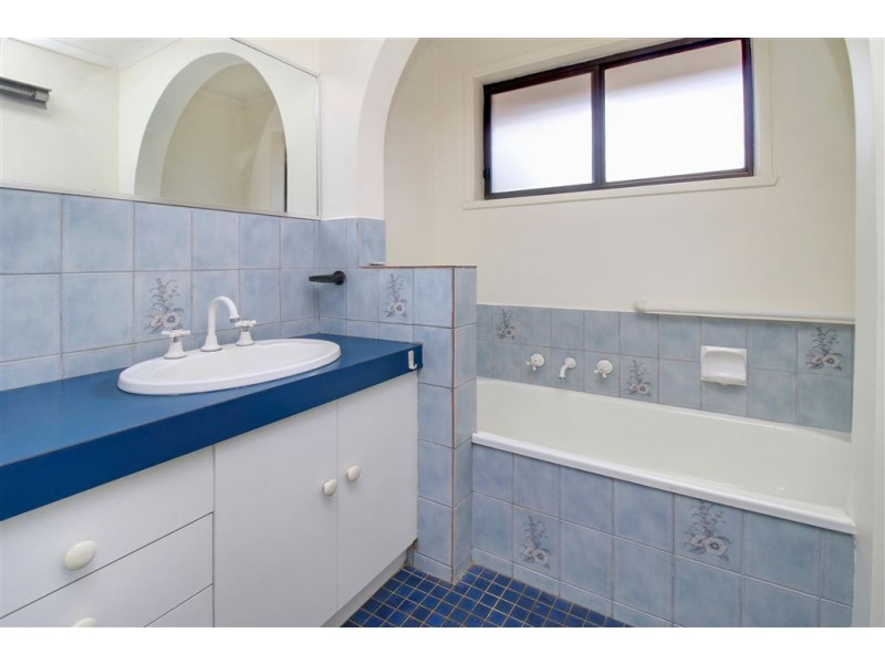 28 Karoonda Street, Rosebud West VIC 3940