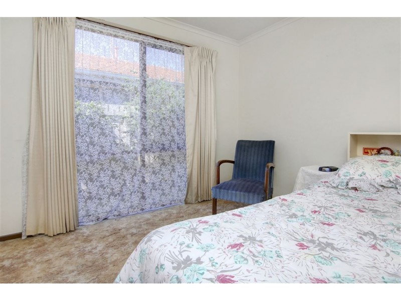 122 Third Avenue, Rosebud VIC 3939