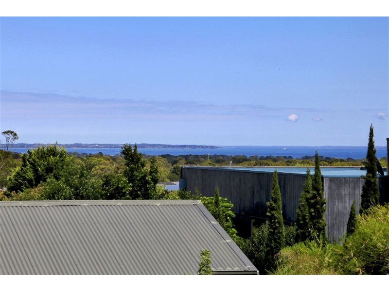 30-32 Goolgowie Street, Rosebud VIC 3939