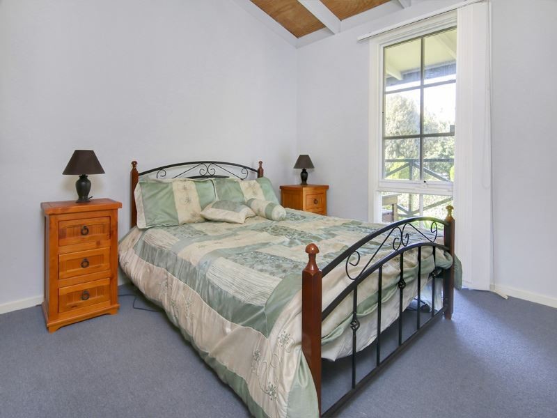 60 Valley Drive, Rye VIC 3941