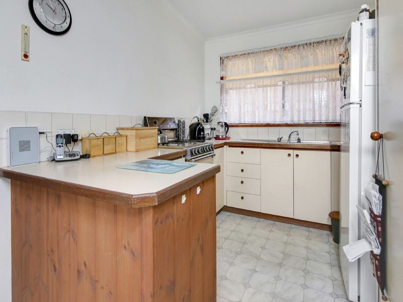 144 Sixth Avenue, Rosebud VIC 3939