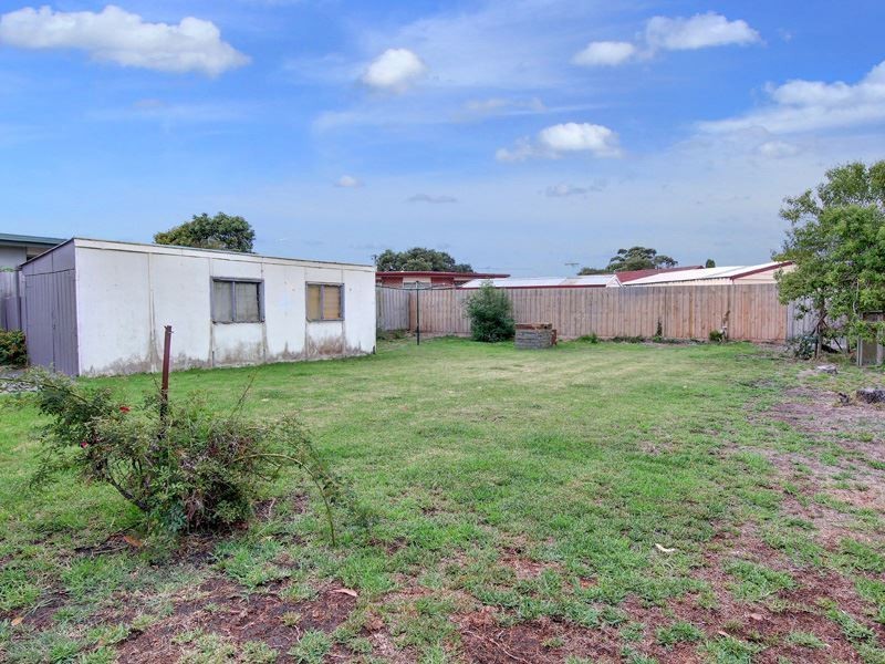 33 Mirriam Avenue, Rosebud West VIC 3940