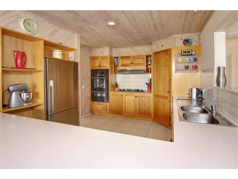 4 Goolgowie Street, Rosebud VIC 3939