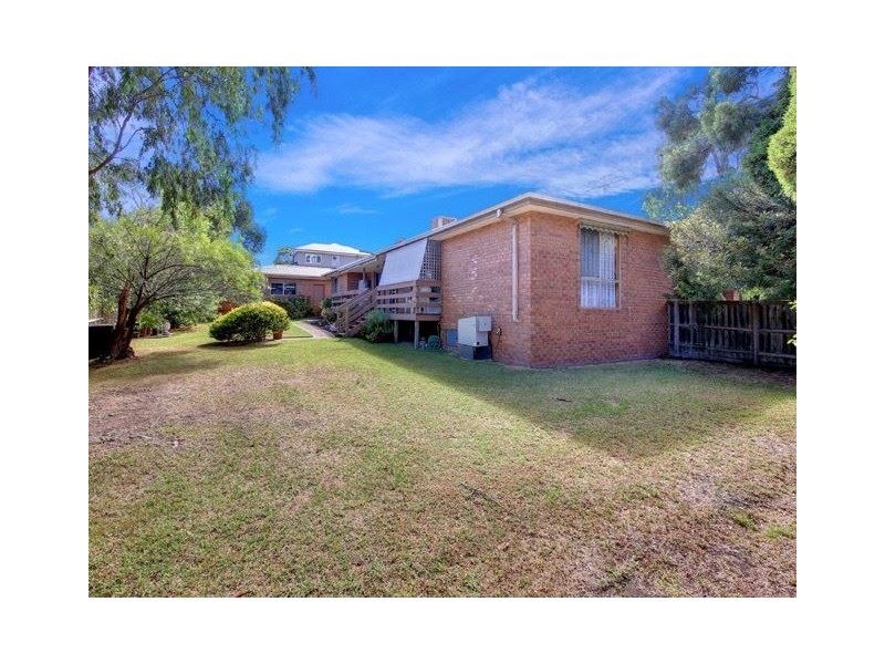 38 Armstrong Road, Mccrae VIC 3938