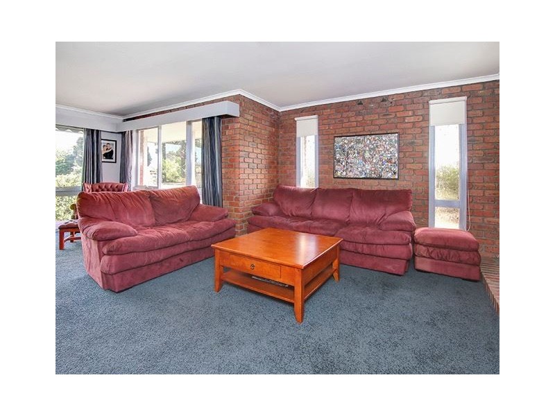 49 Deighton Drive, Rosebud VIC 3939