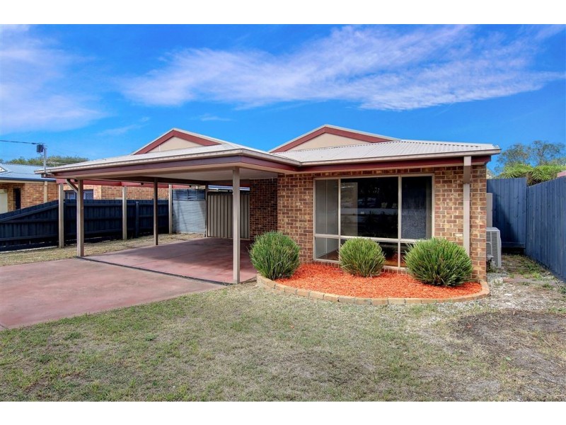 43 Swans Way, Rosebud West VIC 3940