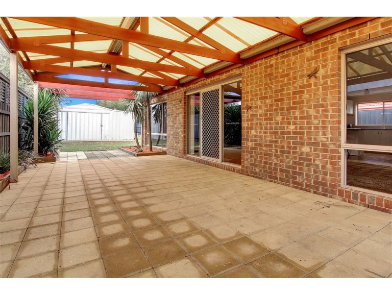 43 Swans Way, Rosebud West VIC 3940