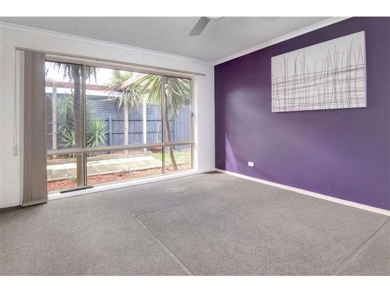 43 Swans Way, Rosebud West VIC 3940