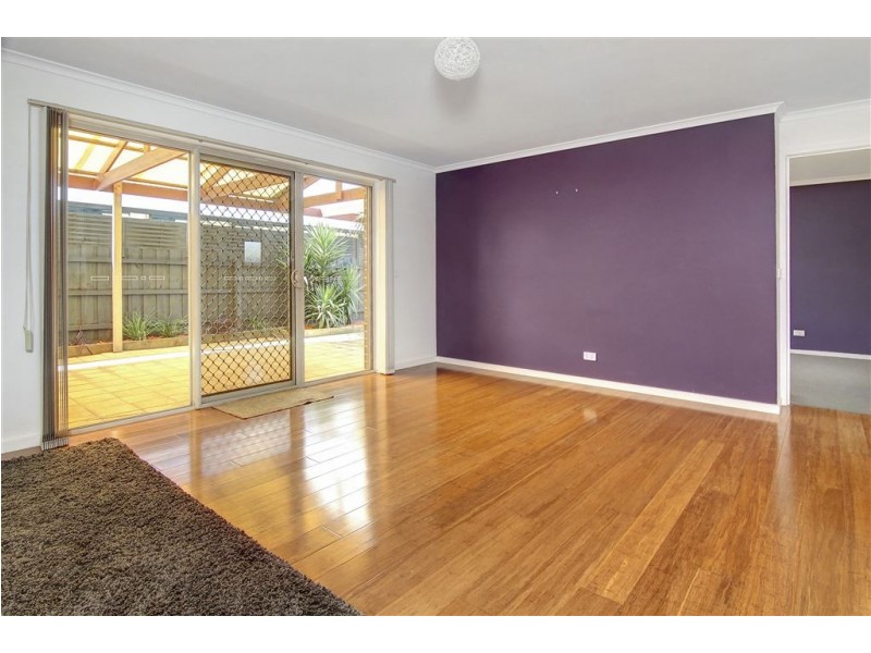 43 Swans Way, Rosebud West VIC 3940