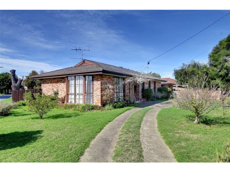 11 Balaka Street, Rosebud West VIC 3940