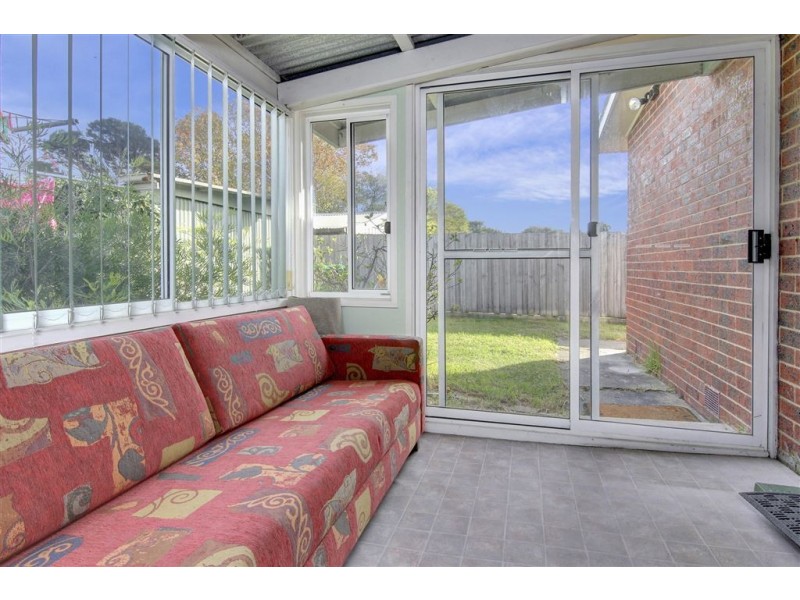 212 Ninth Avenue, Rosebud VIC 3939