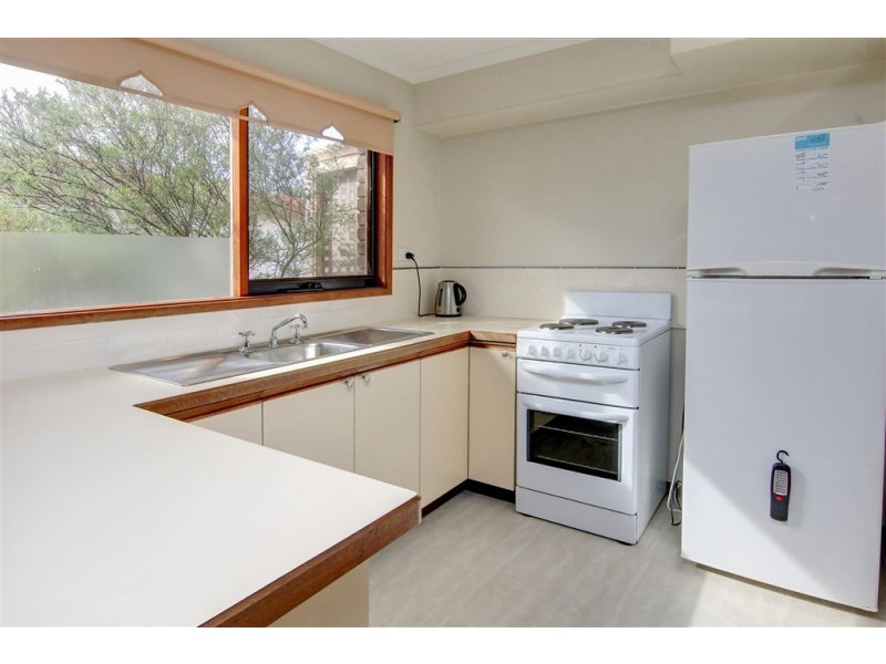 117 Fifth Avenue, Rosebud VIC 3939