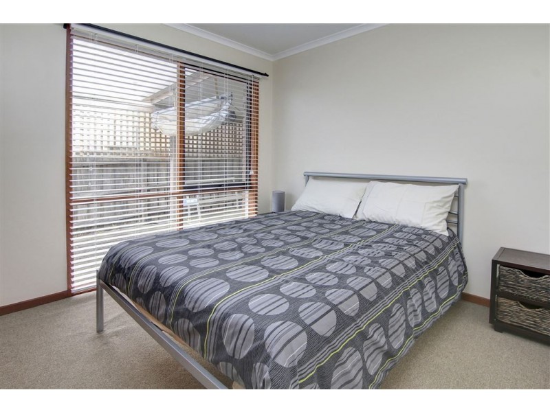 117 Fifth Avenue, Rosebud VIC 3939