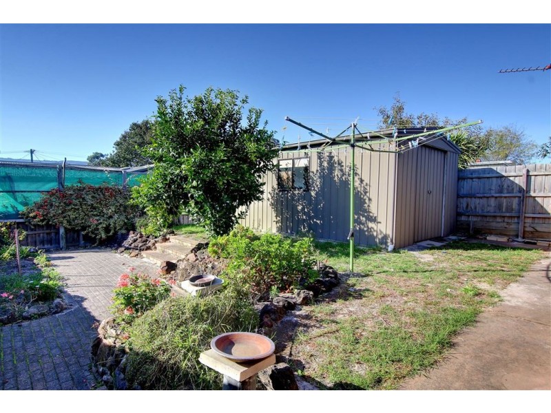 171 Ninth Avenue, Rosebud VIC 3939