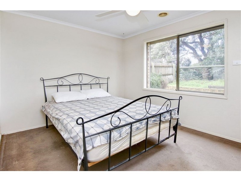 10 Fairway Circle, Safety Beach VIC 3936