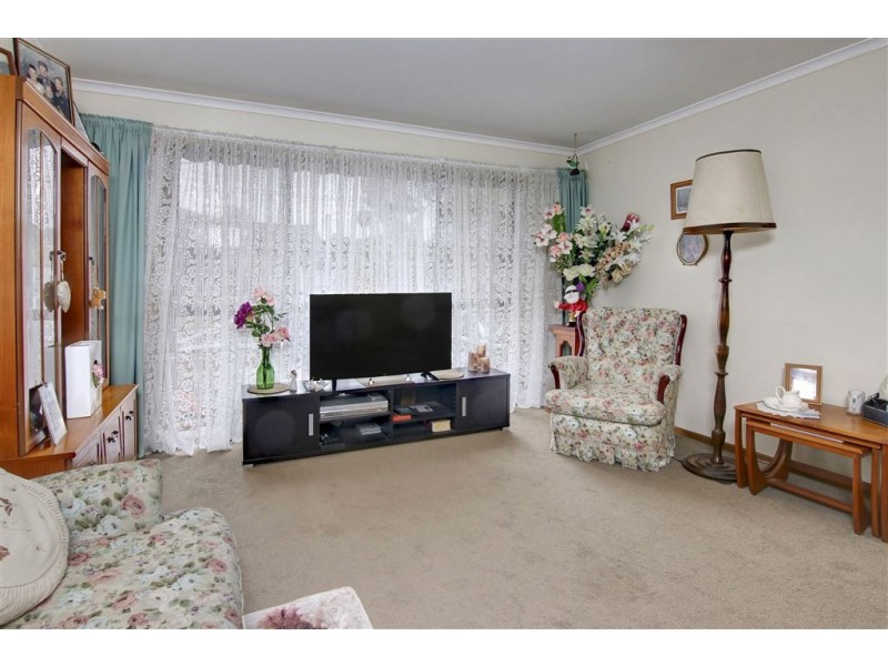 30 Seventh Avenue, Rosebud VIC 3939