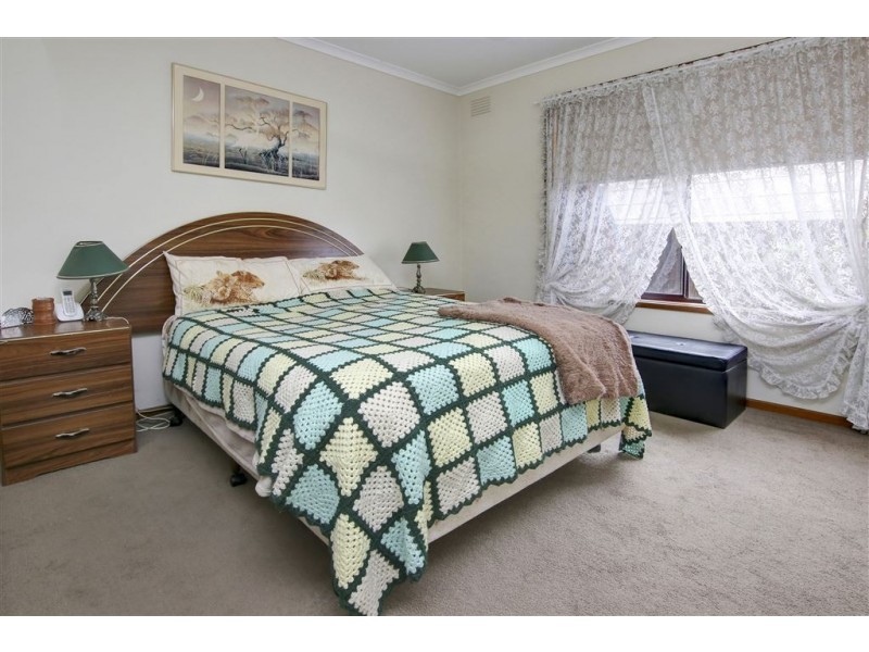 30 Seventh Avenue, Rosebud VIC 3939