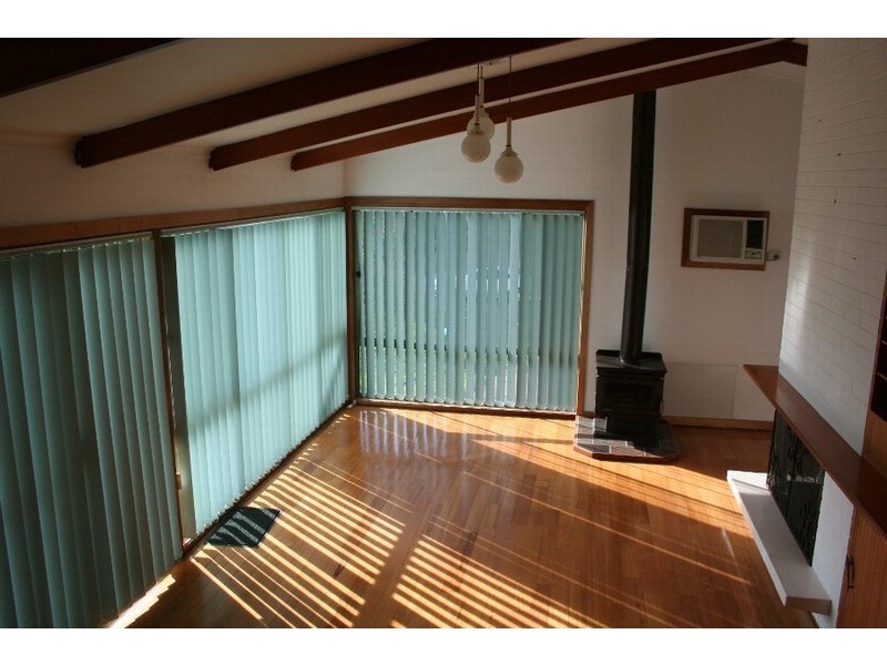 20-22 Eighth Avenue, Rosebud VIC 3939