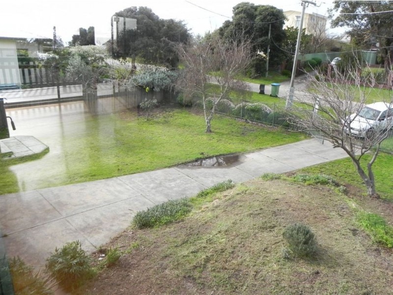 20-22 Eighth Avenue, Rosebud VIC 3939