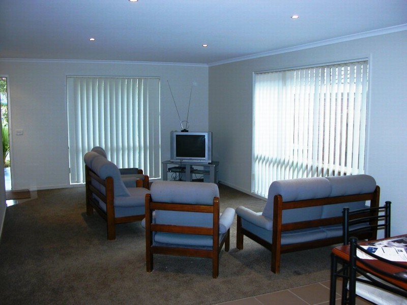 155 First Avenue, Rosebud VIC 3939