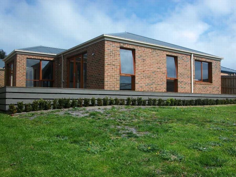 18 Greenhill Road, Rosebud VIC 3939