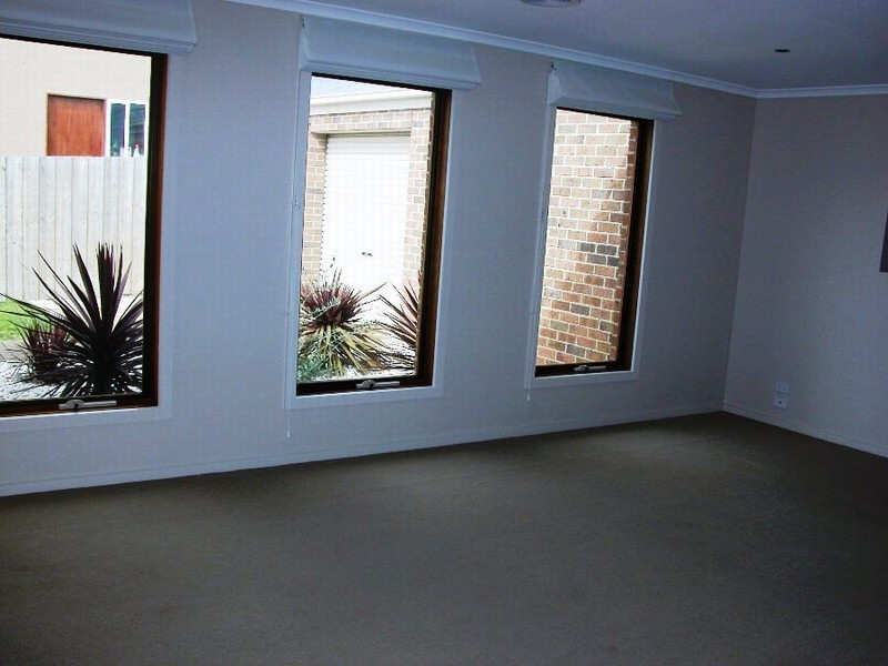 18 Greenhill Road, Rosebud VIC 3939