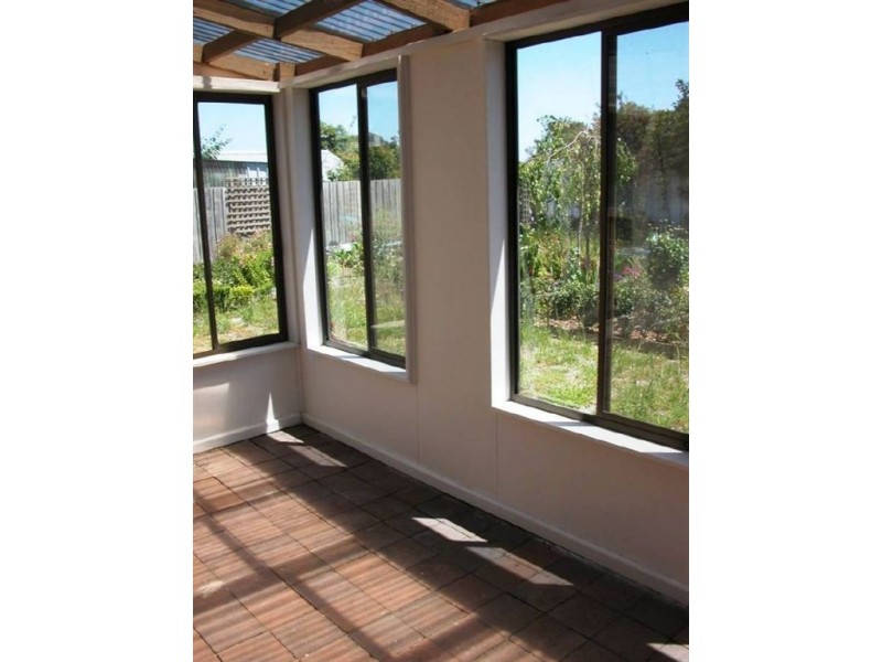 90 Ocean  Street, Rosebud VIC 3939