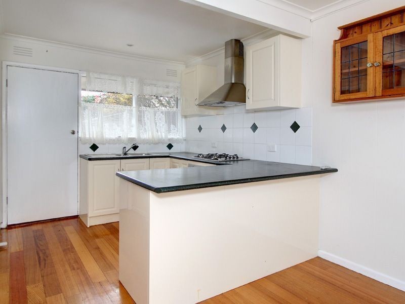 6 Kolinda Crescent, Rosebud VIC 3939