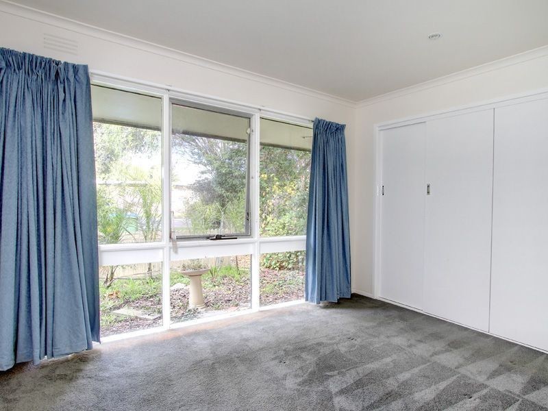 6 Kolinda Crescent, Rosebud VIC 3939