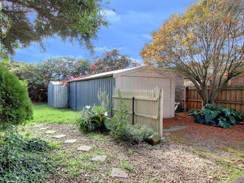 6 Kolinda Crescent, Rosebud VIC 3939