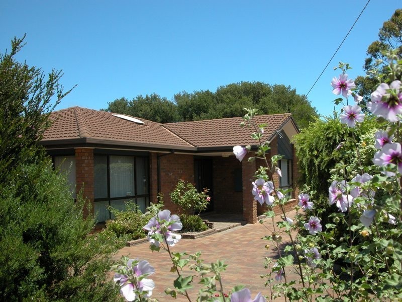 19 Gannett Avenue, Rosebud VIC 3939