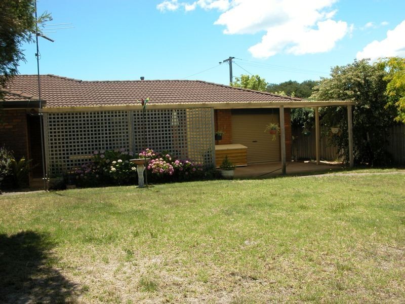 19 Gannett Avenue, Rosebud VIC 3939