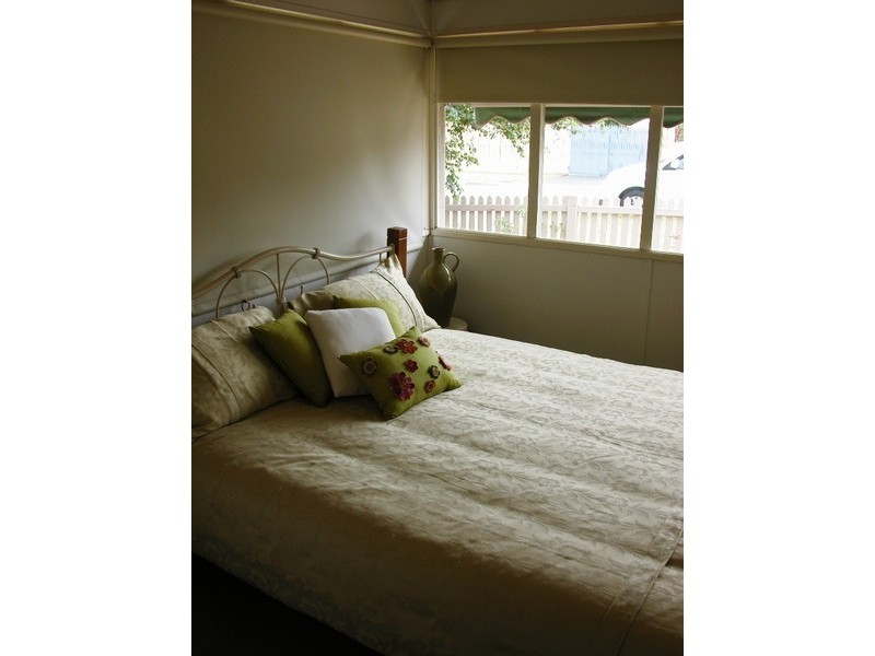 45 Fifth Avenue, Rosebud VIC 3939