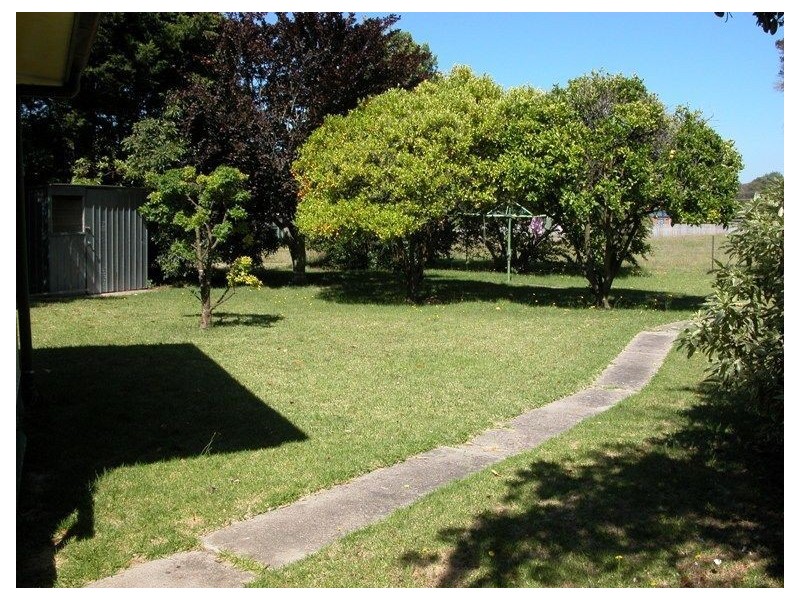 36 Whitehead Grove, Rosebud VIC 3939