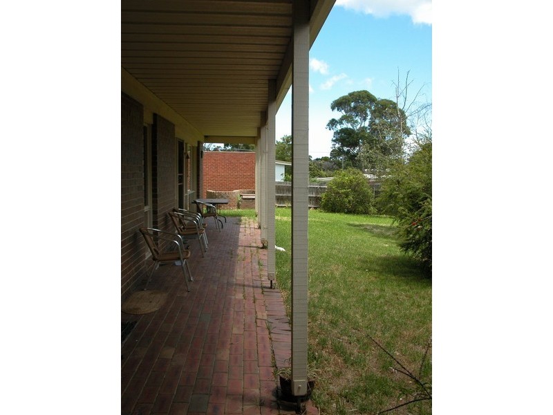 20 Glendale Grove, Rosebud VIC 3939