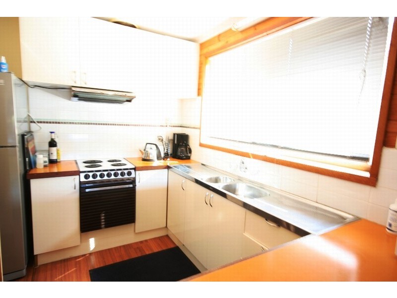 108 Sixth Avenue, Rosebud VIC 3939