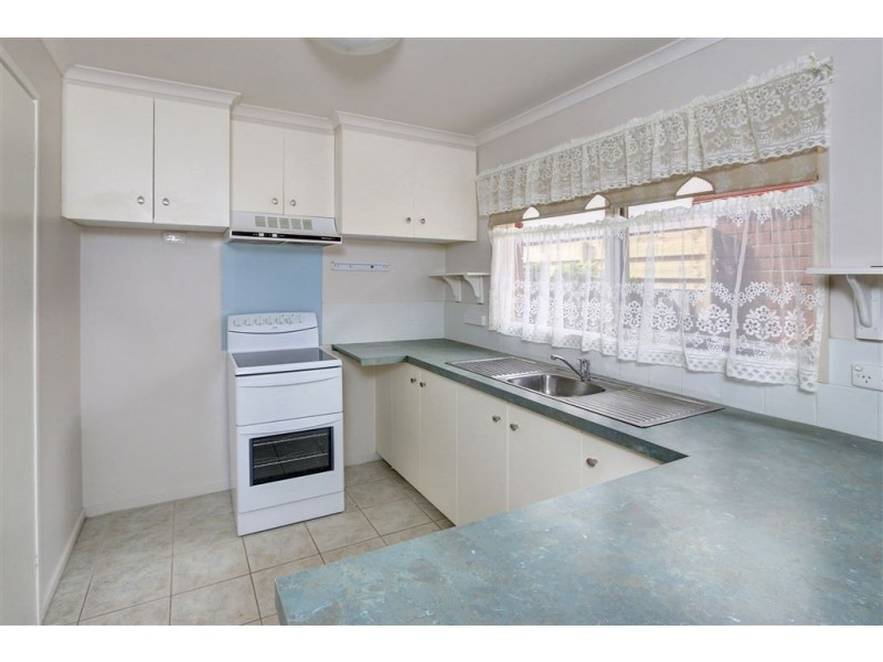 185 Seventh Avenue, Rosebud VIC 3939