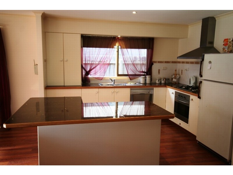 26 Ashenden Square, Rosebud VIC 3939