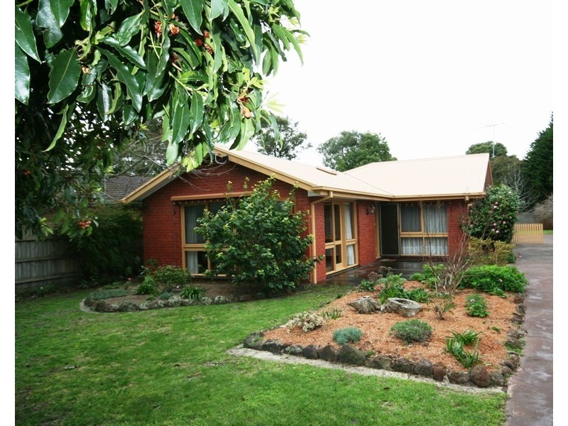 51 Leon Avenue, Rosebud VIC 3939