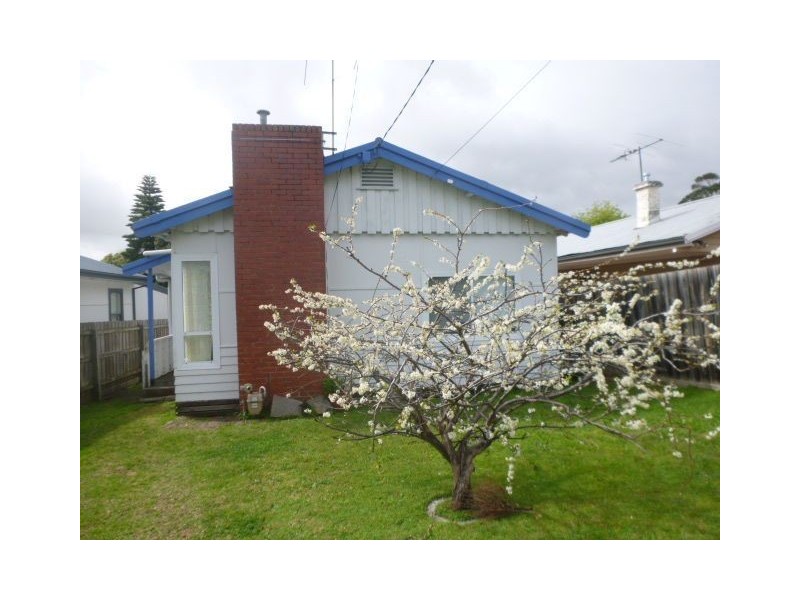 21 Second Avenue, Rosebud VIC 3939