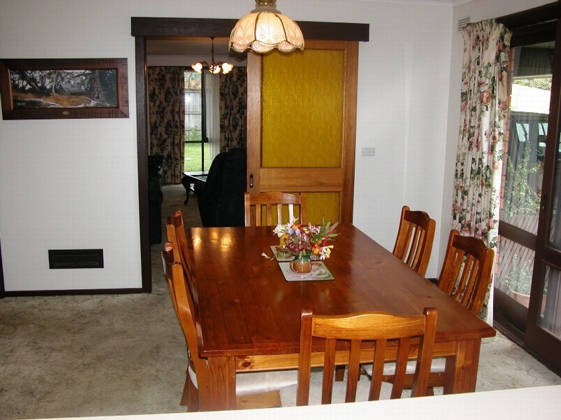 60 Whitehead Grove, Rosebud VIC 3939