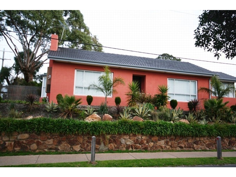 76 Fourth Avenue, Rosebud VIC 3939