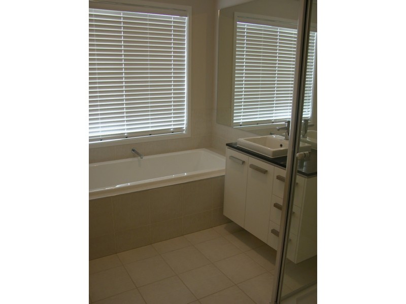 4 Mt Arthur Avenue, Rosebud VIC 3939