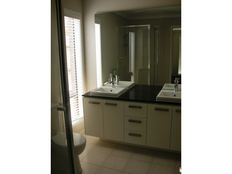 4 Mt Arthur Avenue, Rosebud VIC 3939