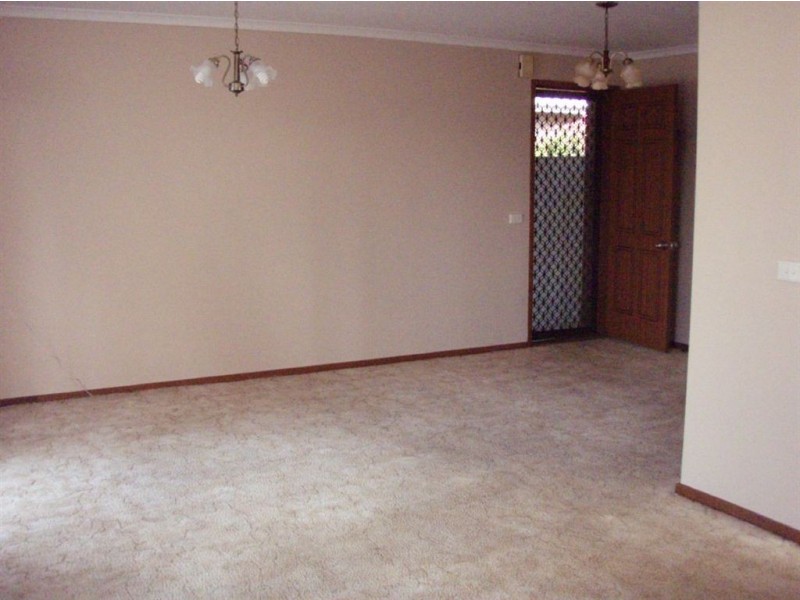 134 Sixth Avenue, Rosebud VIC 3939