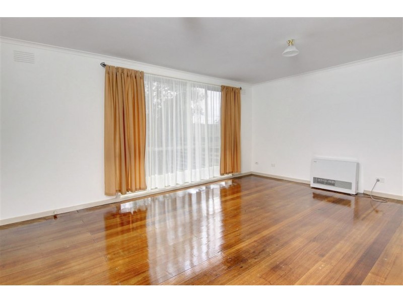 16 Kolinda Crescent, Rosebud VIC 3939