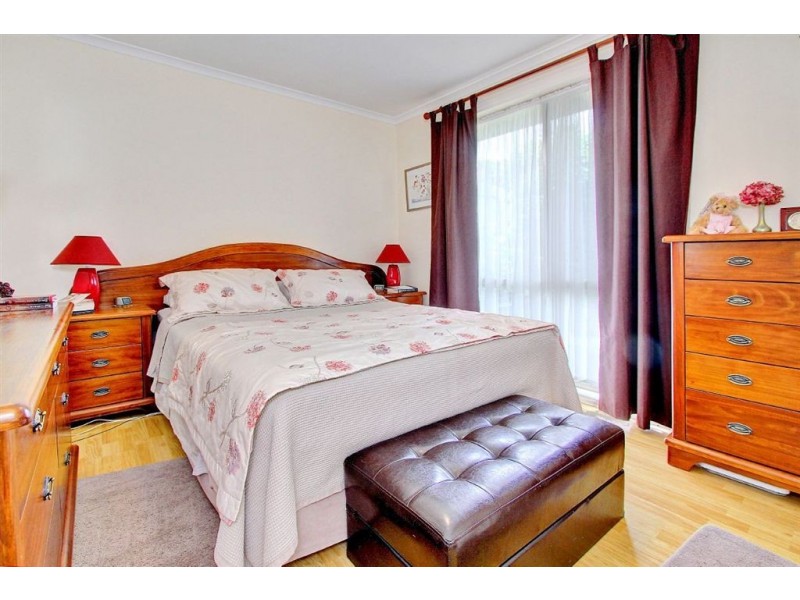 8 Bentley Road, Mccrae VIC 3938