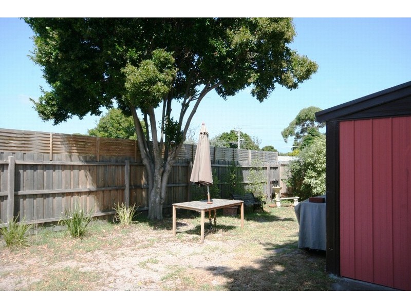 186 Eighth Avenue, Rosebud VIC 3939